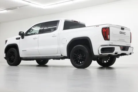 More photos of 2025 GMC Sierra 1500 Elevation at Jim Falk Motors, MO