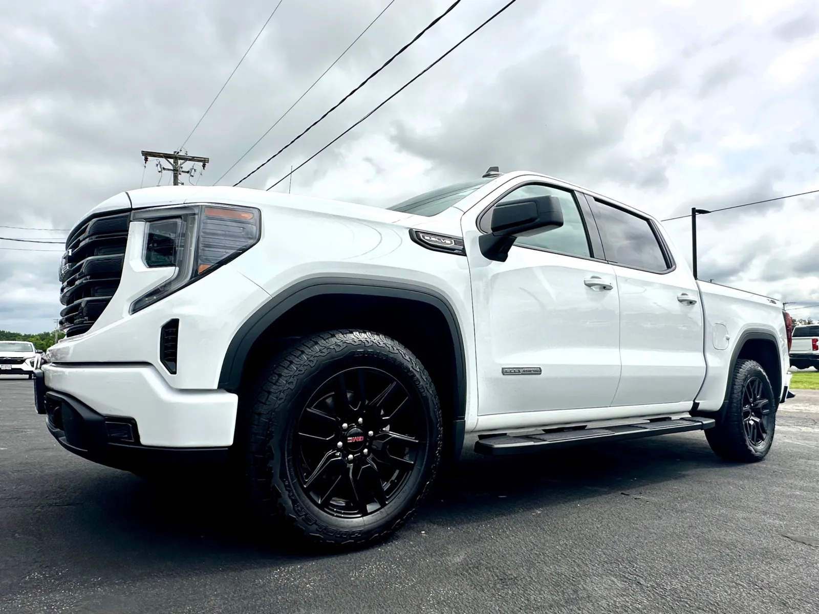 2025 GMC Sierra 1500 Elevation for sale in Clinton, MO