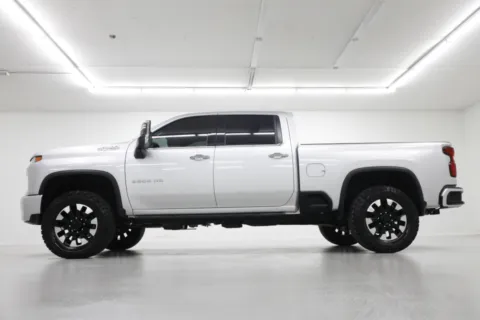 Another view of 2020 Chevrolet Silverado 2500HD High Country for sale in Clinton, MO at Jim Falk Motors