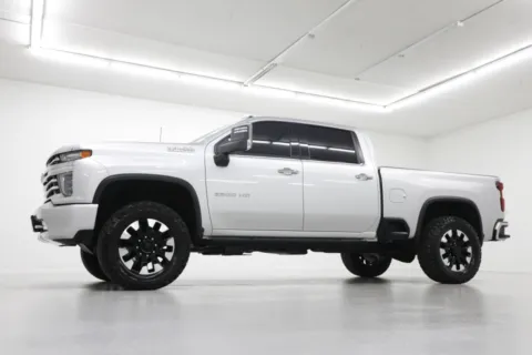 Photos of 2020 Chevrolet Silverado 2500HD High Country for sale in Clinton, MO at Jim Falk Motors