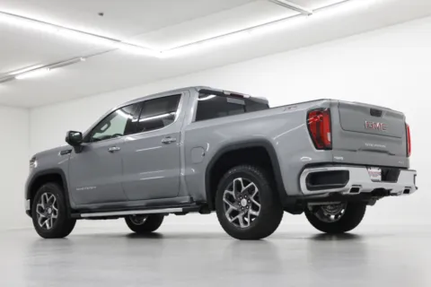 More photos of 2026 GMC Sierra 1500 SLT at Jim Falk Motors, MO