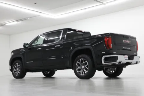 More photos of 2026 GMC Sierra 1500 SLT at Jim Falk Motors, MO