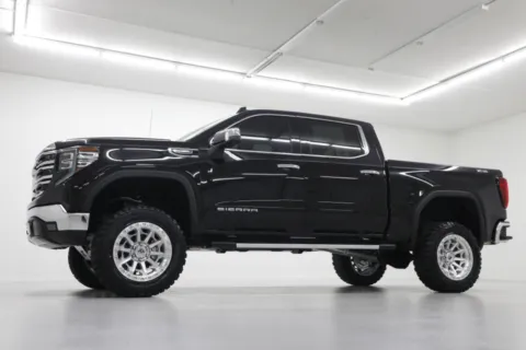Photos of 2026 GMC Sierra 1500 SLT for sale in Clinton, MO at Jim Falk Motors