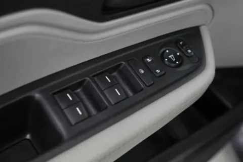 More photos of 2018 Honda Odyssey EX at Jim Falk Motors, MO