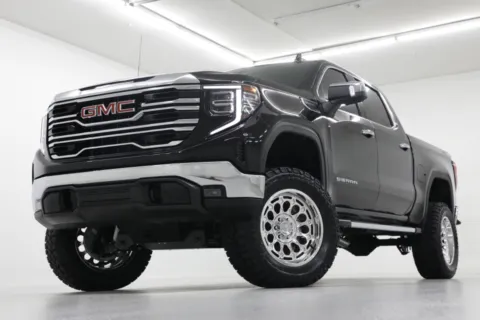 Black 2026 GMC Sierra 1500 SLT for sale in Clinton, MO