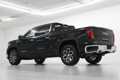 More photos of 2026 GMC Sierra 1500 SLT at Jim Falk Motors, MO