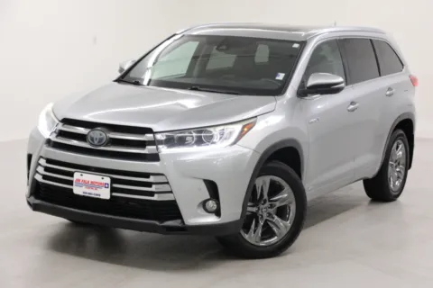 More photos of 2017 Toyota Highlander Hybrid Limited Platinum at Jim Falk Motors, MO