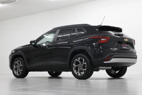 More photos of 2025 Chevrolet Trax LT at Jim Falk Motors, MO