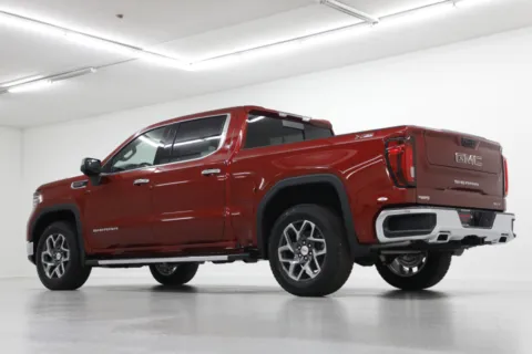 More photos of 2026 GMC Sierra 1500 SLT at Jim Falk Motors, MO