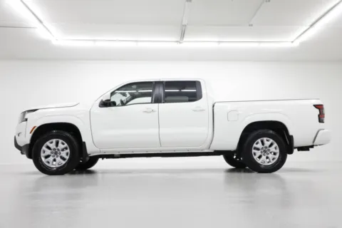Another view of 2024 Nissan Frontier SV for sale in Clinton, MO at Jim Falk Motors