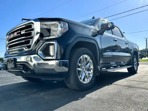 Black 2019 GMC Sierra 1500 SLT for sale in Clinton, MO