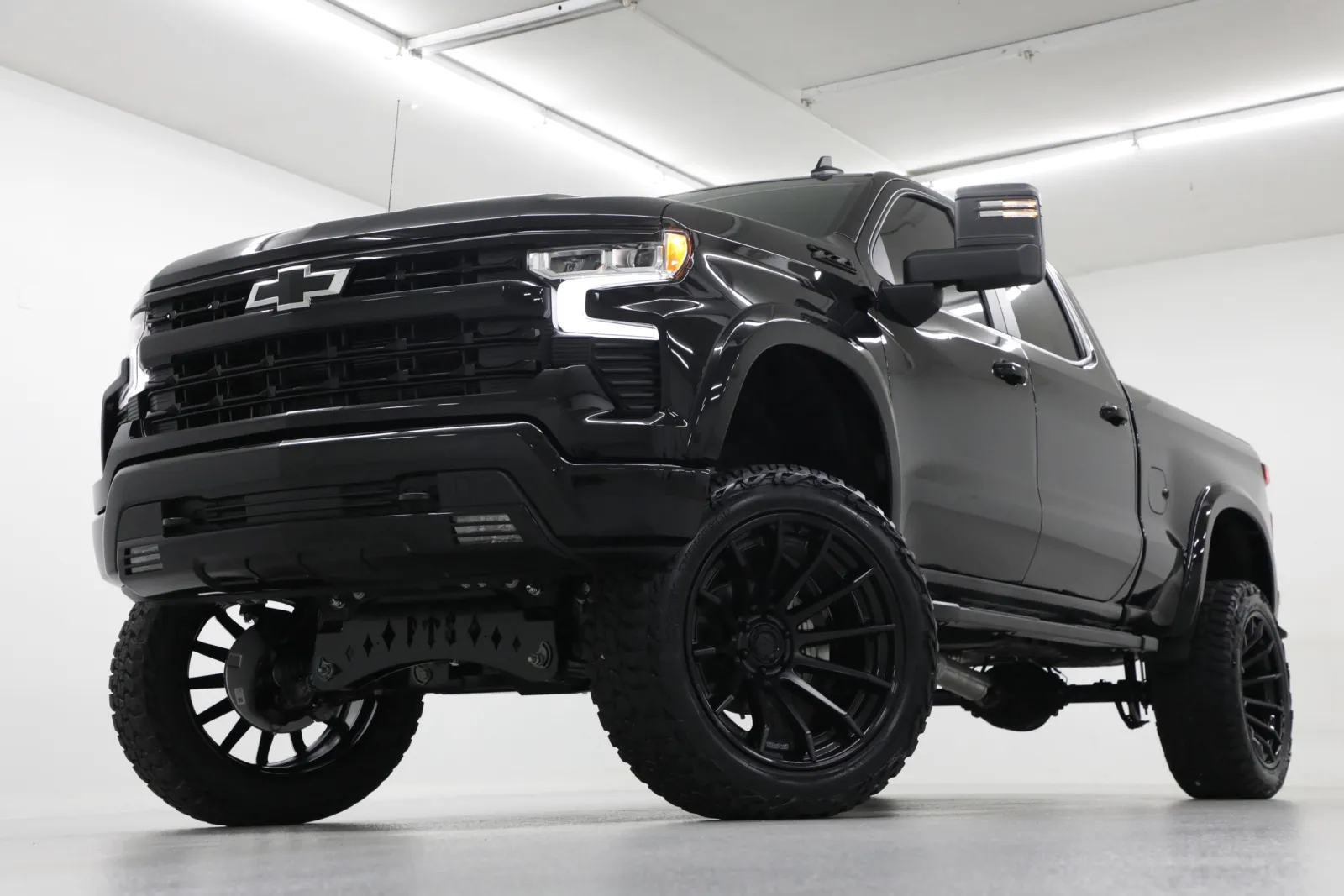 Black 2026 Chevrolet Silverado 1500 RST for sale in Clinton, MO