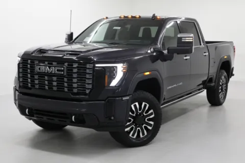 More photos of 2025 GMC Sierra 2500HD Denali Ultimate at Jim Falk Motors, MO
