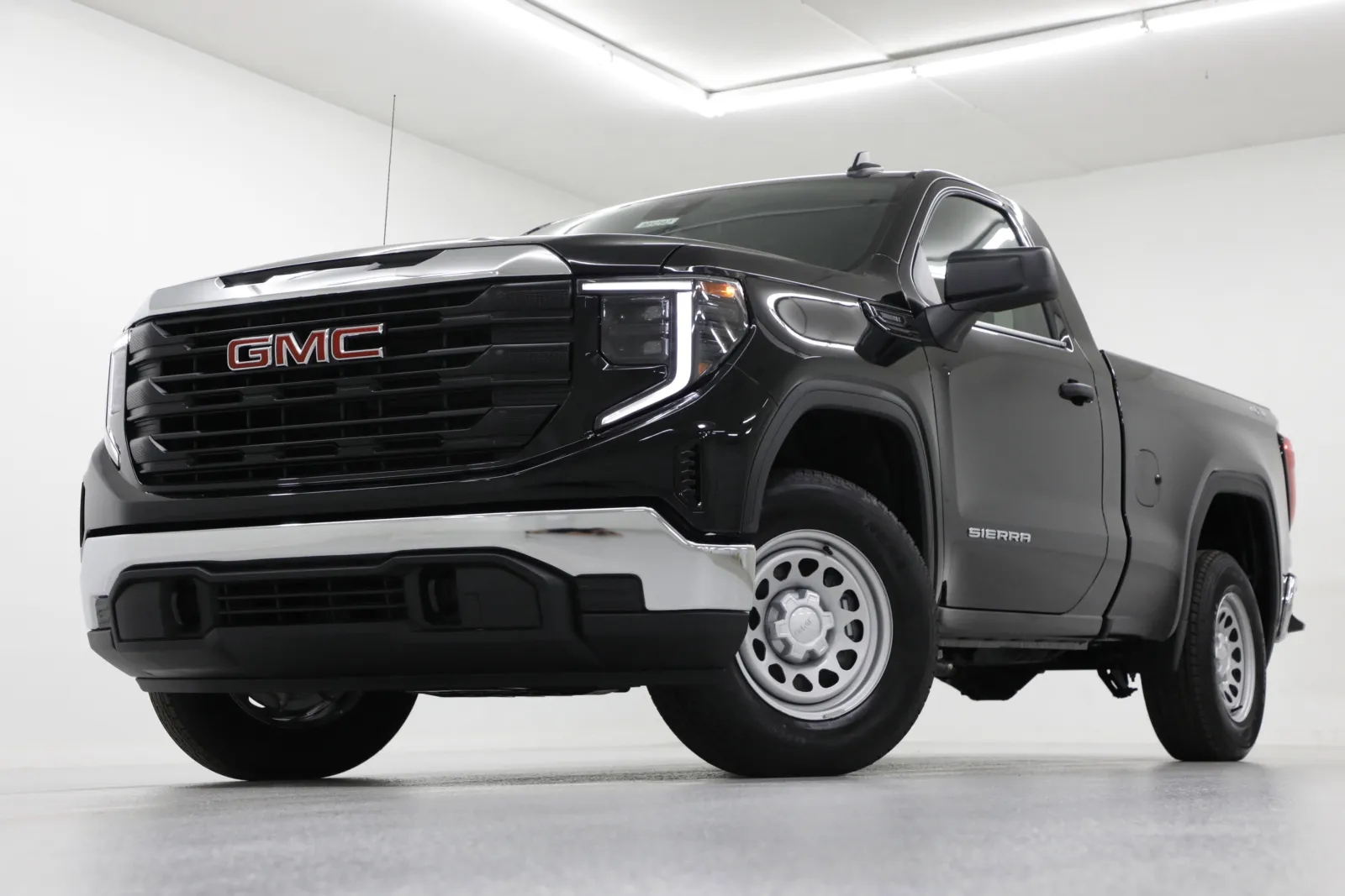 2025 GMC Sierra 1500 Pro for sale in Clinton, MO