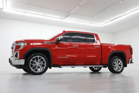 Photos of 2021 GMC Sierra 1500 SLT for sale in Clinton, MO at Jim Falk Motors
