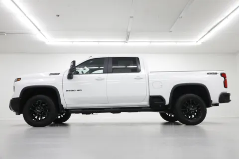 Another view of 2025 Chevrolet Silverado 2500HD LT for sale in Clinton, MO at Jim Falk Motors