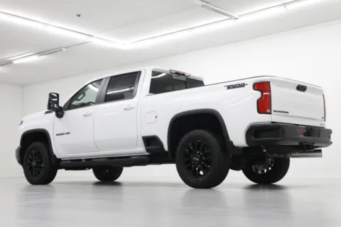 More photos of 2025 Chevrolet Silverado 2500HD LT at Jim Falk Motors, MO
