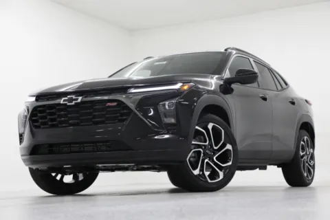 Black 2025 Chevrolet Trax 2RS for sale in Clinton, MO