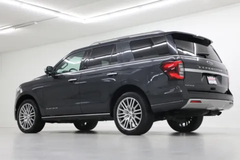 More photos of 2022 Ford Expedition Platinum at Jim Falk Motors, MO