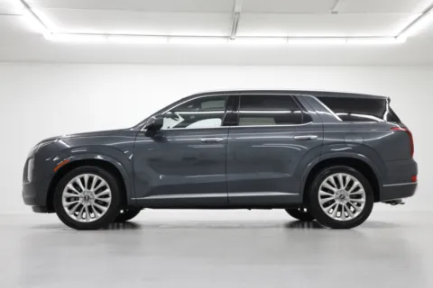 Another view of 2020 Hyundai Palisade Limited for sale in Clinton, MO at Jim Falk Motors