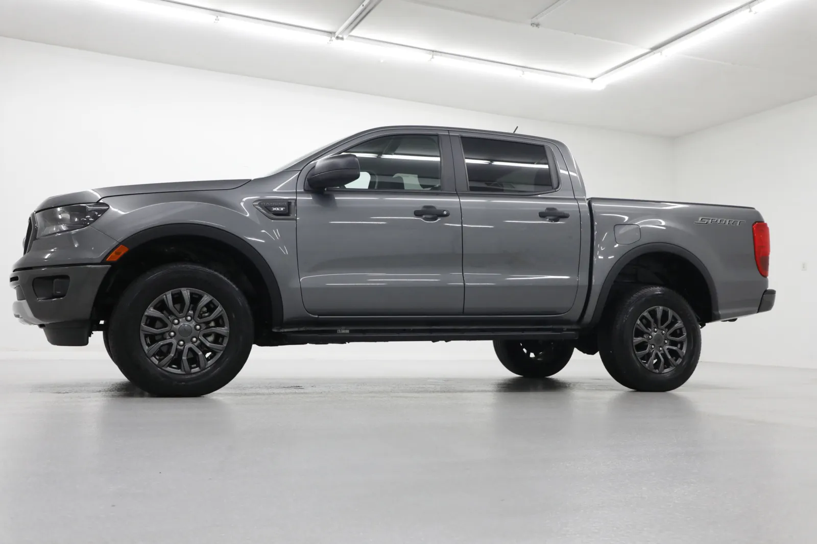 Used 2022 Ford Ranger XLT with VIN 1FTER4EH3NLD16757 for sale in Kansas City