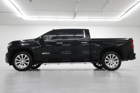 Another view of 2022 Chevrolet Silverado 1500 LTD High Country for sale in Clinton, MO at Jim Falk Motors