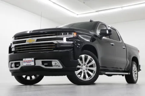Black 2022 Chevrolet Silverado 1500 LTD High Country for sale in Clinton, MO