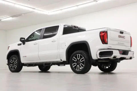 More photos of 2021 GMC Sierra 1500 AT4 at Jim Falk Motors, MO