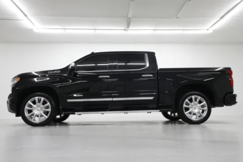Another view of 2023 Chevrolet Silverado 1500 High Country for sale in Clinton, MO at Jim Falk Motors