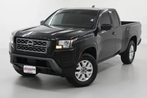 More photos of 2022 Nissan Frontier SV at Jim Falk Motors, MO