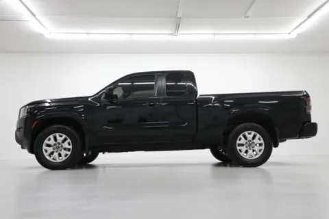 Another view of 2022 Nissan Frontier SV for sale in Clinton, MO at Jim Falk Motors