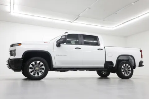 Photos of 2025 Chevrolet Silverado 2500HD Custom for sale in Clinton, MO at Jim Falk Motors