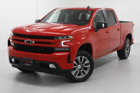 More photos of 2020 Chevrolet Silverado 1500 RST at Jim Falk Motors, MO