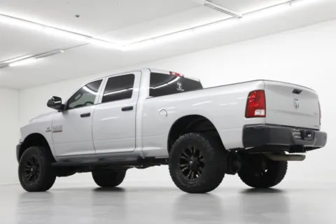 More photos of 2016 Ram 3500 Tradesman at Jim Falk Motors, MO
