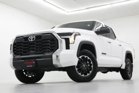 White 2025 Toyota Tundra SR5 for sale in Clinton, MO