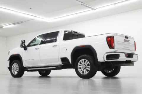 More photos of 2020 GMC Sierra 3500HD Denali at Jim Falk Motors, MO