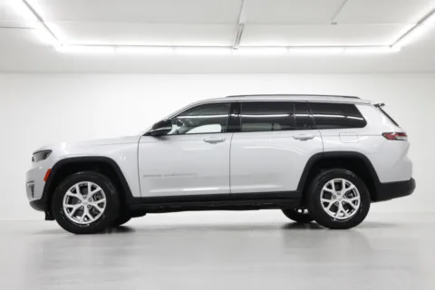 Another view of 2022 Jeep Grand Cherokee L Limited for sale in Clinton, MO at Jim Falk Motors