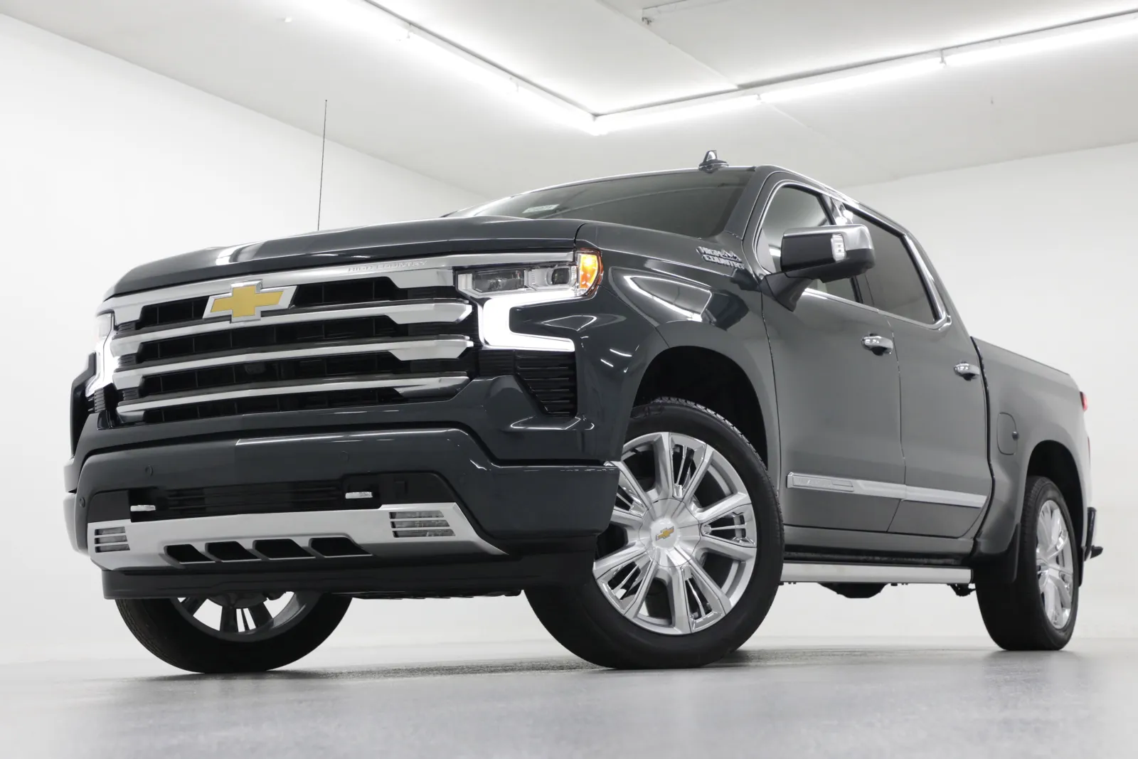 Gray 2026 Chevrolet Silverado 1500 High Country for sale in Clinton, MO