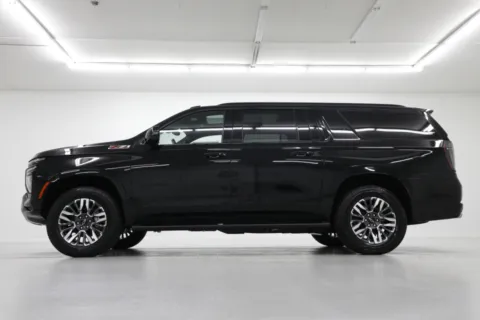 Another view of 2025 Chevrolet Suburban Z71 for sale in Clinton, MO at Jim Falk Motors