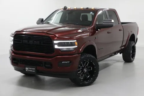 More photos of 2022 Ram 2500 Laramie at Jim Falk Motors, MO