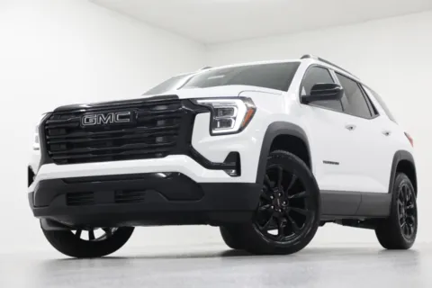 White 2026 GMC Terrain FWD Elevation for sale in Clinton, MO