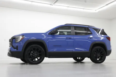 Photos of 2026 GMC Terrain FWD Elevation for sale in Clinton, MO at Jim Falk Motors