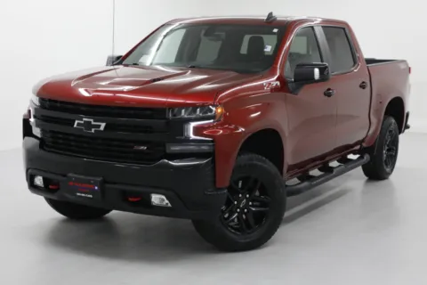 More photos of 2021 Chevrolet Silverado 1500 LT Trail Boss at Jim Falk Motors, MO