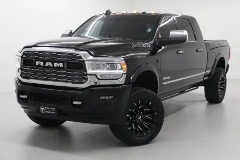 More photos of 2022 Ram 3500 Limited at Jim Falk Motors, MO