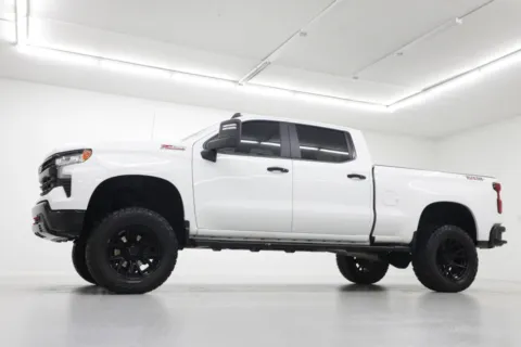 Photos of 2022 Chevrolet Silverado 1500 LT Trail Boss for sale in Clinton, MO at Jim Falk Motors