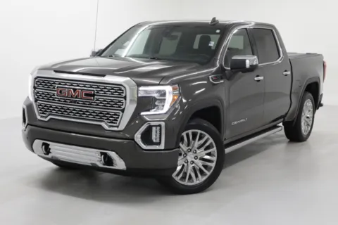 More photos of 2019 GMC Sierra 1500 Denali at Jim Falk Motors, MO