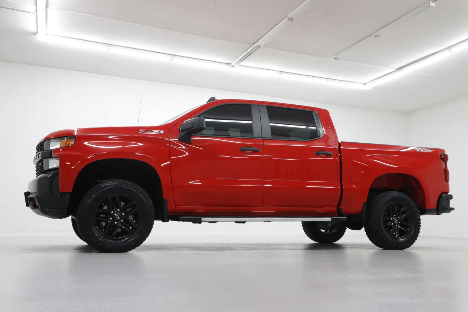 Used 2021 Chevrolet Silverado 1500 Custom with VIN 3GCPYCEF8MG139414 for sale in Kansas City