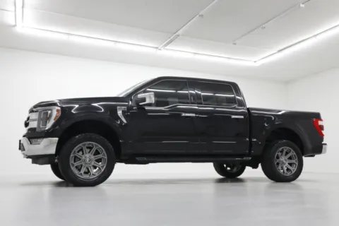 Photos of 2021 Ford F-150 LARIAT for sale in Clinton, MO at Jim Falk Motors