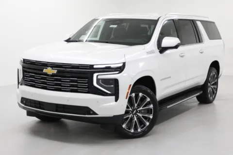 More photos of 2025 Chevrolet Suburban High Country at Jim Falk Motors, MO