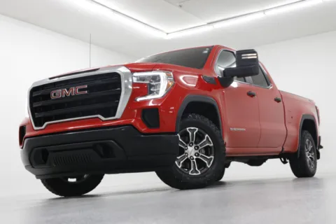 Red 2020 GMC Sierra 1500 for sale in Clinton, MO